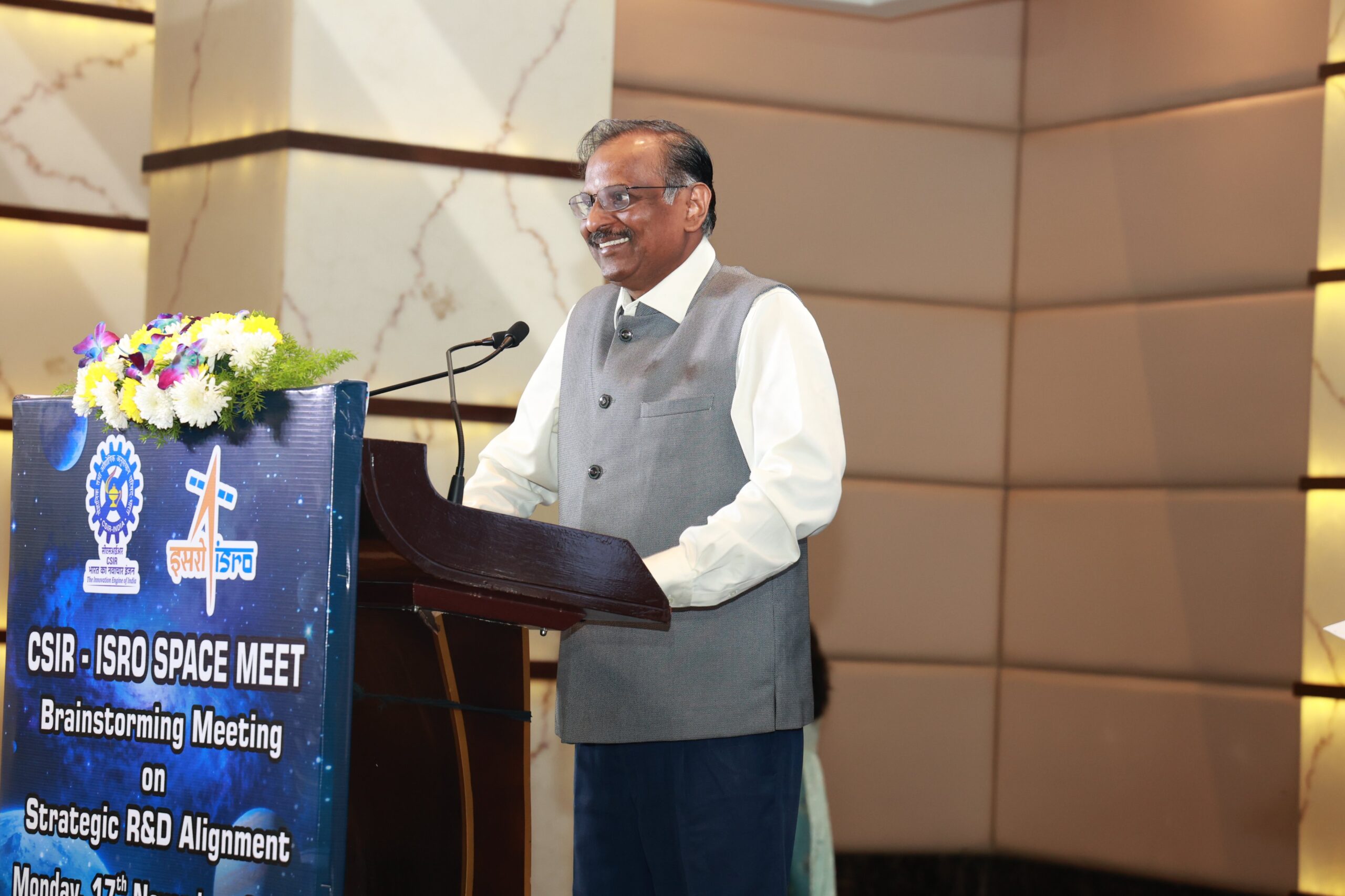 Dr V Narayanan
